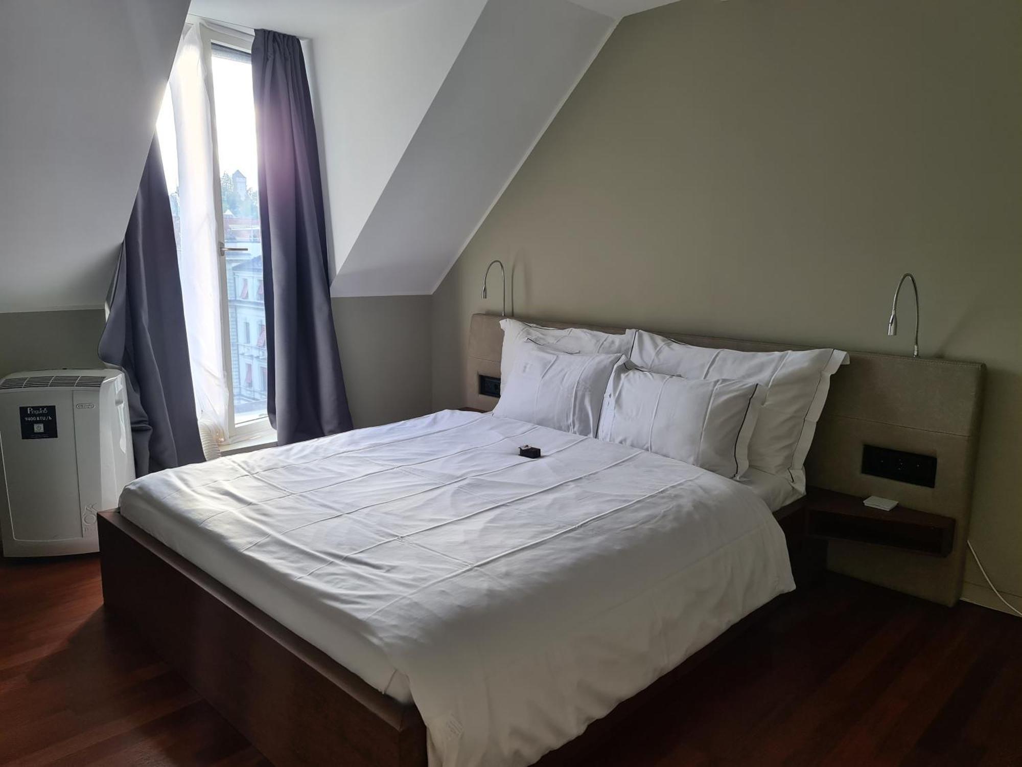 Lucerne Lake View Apartments Habitación foto